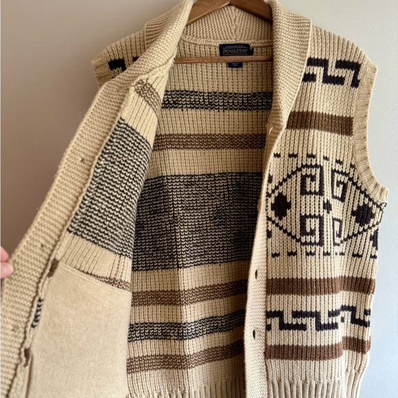 Pendleton Cream and Brown Knit Vest - Picture 4 of 6